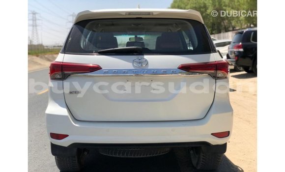Buy Import Toyota Fortuner White Car in Import - Dubai in Al Jazirah State Buy Import Toyota Fortuner White Car in Import - Dubai in Al Jazirah State