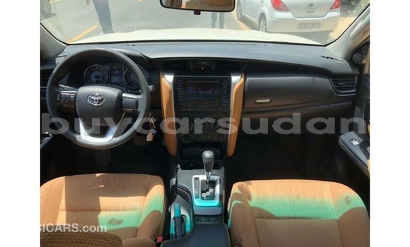 Buy Import Toyota Fortuner White Car in Import - Dubai in Al Jazirah State Buy Import Toyota Fortuner White Car in Import - Dubai in Al Jazirah State