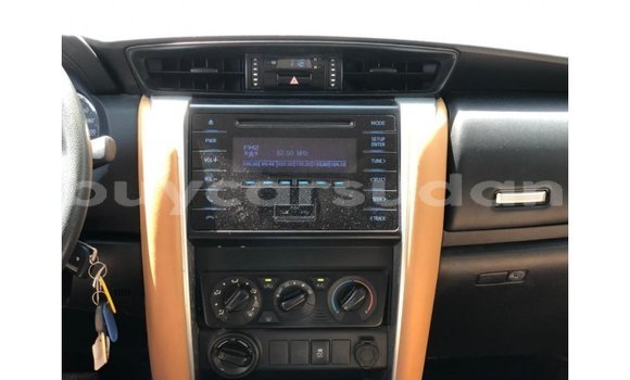 Buy Import Toyota Fortuner White Car in Import - Dubai in Al Jazirah State Buy Import Toyota Fortuner White Car in Import - Dubai in Al Jazirah State