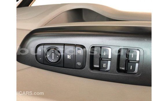 Acheter Import Voiture Kia Sportage Autre à Import - Dubai, État d'Al Jazirah Acheter Import Voiture Kia Sportage Autre à Import - Dubai, État d'Al Jazirah