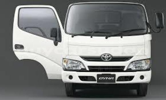 Buy Used Toyota Dyna White Truck in Abu Hijar in Sinnar Buy Used Toyota Dyna White Truck in Abu Hijar in Sinnar