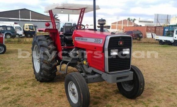 Buy Used Scania Irizar Red Truck in Abu Hijar in Sinnar