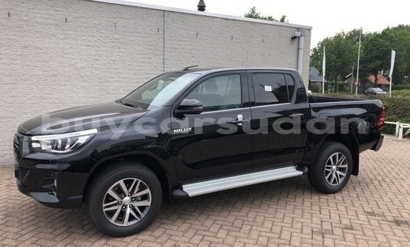 Buy Used Toyota Hilux Black Car in al–Khartum in al-Khartum Buy Used Toyota Hilux Black Car in al–Khartum in al-Khartum