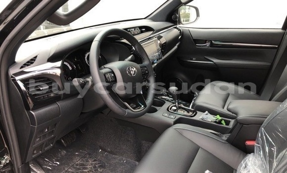 Buy Used Toyota Hilux Black Car in al–Khartum in al-Khartum Buy Used Toyota Hilux Black Car in al–Khartum in al-Khartum