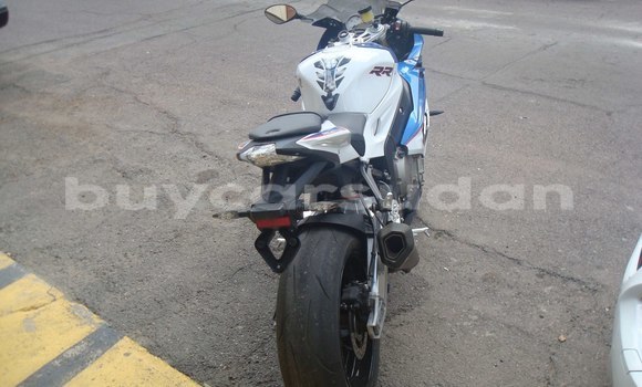 Buy Used BMW S 1000 Blue Bike in al–Bawga in Nahr-an-Nil Buy Used BMW S 1000 Blue Bike in al–Bawga in Nahr-an-Nil