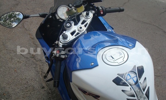 Buy Used BMW S 1000 Blue Bike in al–Bawga in Nahr-an-Nil Buy Used BMW S 1000 Blue Bike in al–Bawga in Nahr-an-Nil