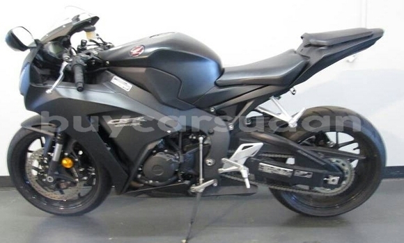 Buy Used Honda CBR 1000 RR Black Bike in Ad–Damazin in Blue Nile