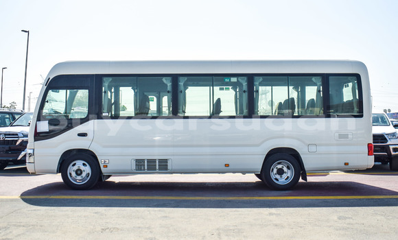 Acheter Neuf Voiture Toyota Coaster Blanc à Import - Dubai, État d'Al Jazirah Acheter Neuf Voiture Toyota Coaster Blanc à Import - Dubai, État d'Al Jazirah