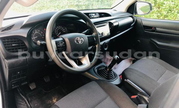 Buy Used Toyota Hilux White Car in Khartoum in Khartoum Buy Used Toyota Hilux White Car in Khartoum in Khartoum