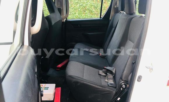 Buy Used Toyota Hilux White Car in Khartoum in Khartoum Buy Used Toyota Hilux White Car in Khartoum in Khartoum