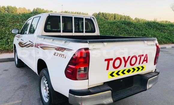 Buy Used Toyota Hilux White Car in Khartoum in Khartoum Buy Used Toyota Hilux White Car in Khartoum in Khartoum