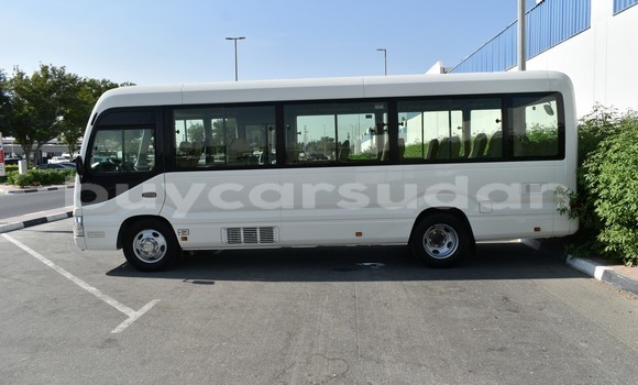 Acheter Occasion Voiture Toyota Coaster Blanc à Import - Dubai, État d'Al Jazirah Acheter Occasion Voiture Toyota Coaster Blanc à Import - Dubai, État d'Al Jazirah