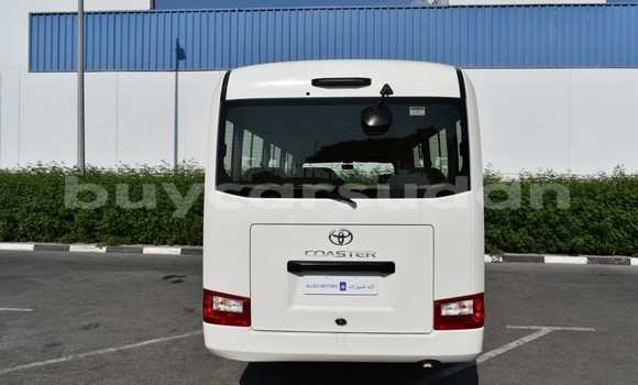 Acheter Occasion Voiture Toyota Coaster Blanc à Import - Dubai, État d'Al Jazirah Acheter Occasion Voiture Toyota Coaster Blanc à Import - Dubai, État d'Al Jazirah