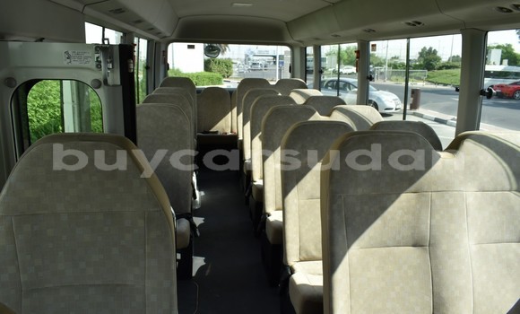 Acheter Occasion Voiture Toyota Coaster Blanc à Import - Dubai, État d'Al Jazirah Acheter Occasion Voiture Toyota Coaster Blanc à Import - Dubai, État d'Al Jazirah