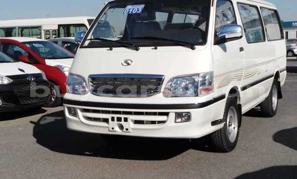 Buy New Jinbei Haise White Car in al–Khartum in al-Khartum Buy New Jinbei Haise White Car in al–Khartum in al-Khartum