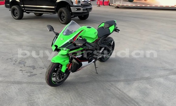 Buy Used Kawasaki Ninja ZX-10R Green Bike in Khartoum in Khartoum Buy Used Kawasaki Ninja ZX-10R Green Bike in Khartoum in Khartoum
