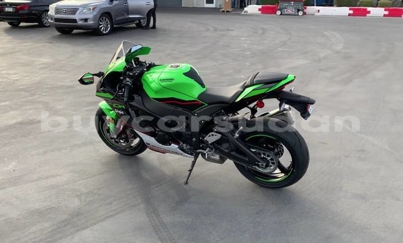 Buy Used Kawasaki Ninja ZX-10R Green Bike in Khartoum in Khartoum Buy Used Kawasaki Ninja ZX-10R Green Bike in Khartoum in Khartoum