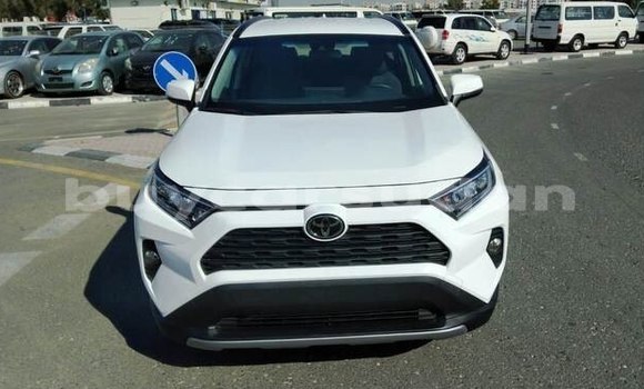 Buy Used Toyota RAV4 White Car in Juba in Bahr-al-Jabal Buy Used Toyota RAV4 White Car in Juba in Bahr-al-Jabal