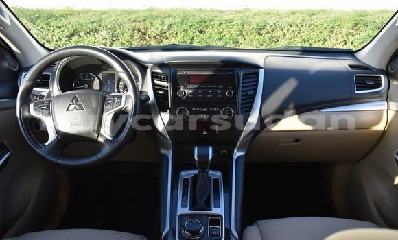 Acheter Occasion Voiture Mitsubishi Montero Sport Marron à Import - Dubai, État d'Al Jazirah Acheter Occasion Voiture Mitsubishi Montero Sport Marron à Import - Dubai, État d'Al Jazirah