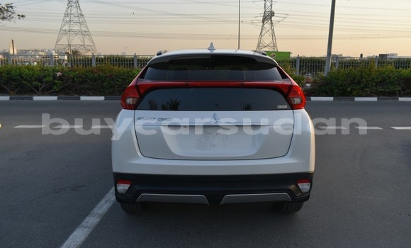 Acheter Neuf Voiture Mitsubishi Eclipse Cross Blanc à Import - Dubai, État d'Al Jazirah Acheter Neuf Voiture Mitsubishi Eclipse Cross Blanc à Import - Dubai, État d'Al Jazirah