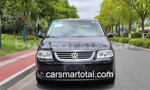 Buy Used Volkswagen Touran Silver Car in al–Khartum Bahri in al-Khartum Buy Used Volkswagen Touran Silver Car in al–Khartum Bahri in al-Khartum