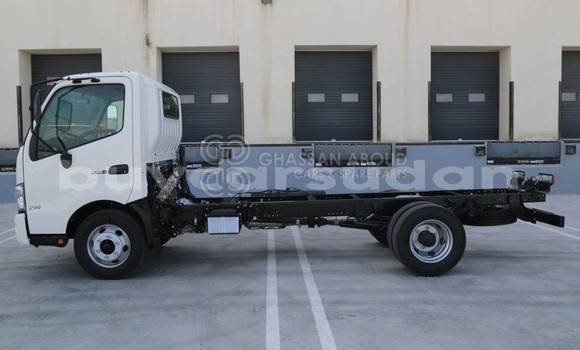 Buy New Hino 714 White Truck in Import - Dubai in Al Jazirah State Buy New Hino 714 White Truck in Import - Dubai in Al Jazirah State