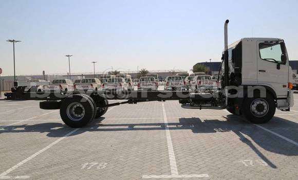 Buy New Hino GH White Truck in Import - Dubai in Al Jazirah State Buy New Hino GH White Truck in Import - Dubai in Al Jazirah State