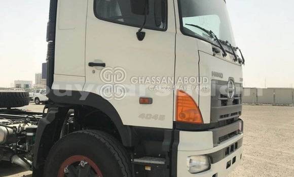 Buy New Hino SV White Truck in Import - Dubai in Al Jazirah State