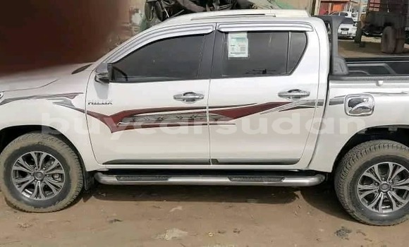 Buy Used Toyota Hilux White Car in Khartoum in Khartoum Buy Used Toyota Hilux White Car in Khartoum in Khartoum