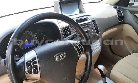 Acheter Occasion Voiture Toyota Avensis Blanc à Khartoum, Khartoum Acheter Occasion Voiture Toyota Avensis Blanc à Khartoum, Khartoum