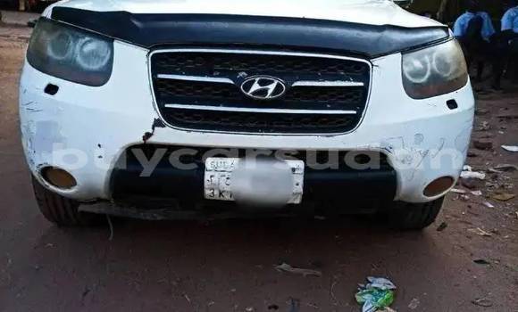 Buy Used Hyundai Tucson White Car in Khartoum in Khartoum Buy Used Hyundai Tucson White Car in Khartoum in Khartoum