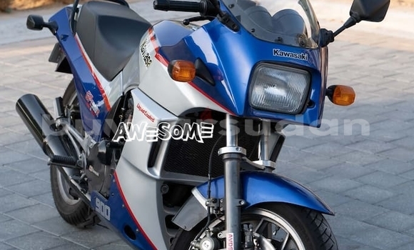 Buy Used Kawasaki GPZ Blue Bike in al–Khartum in al-Khartum Buy Used Kawasaki GPZ Blue Bike in al–Khartum in al-Khartum