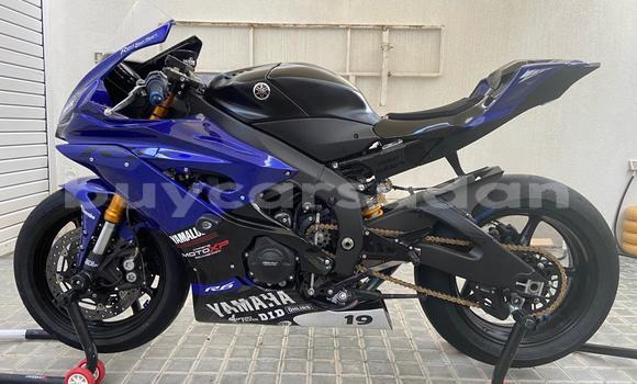 Buy Used Yamaha YZF Blue Bike in Bur Sudan in al-Bahr-al-Ahmar