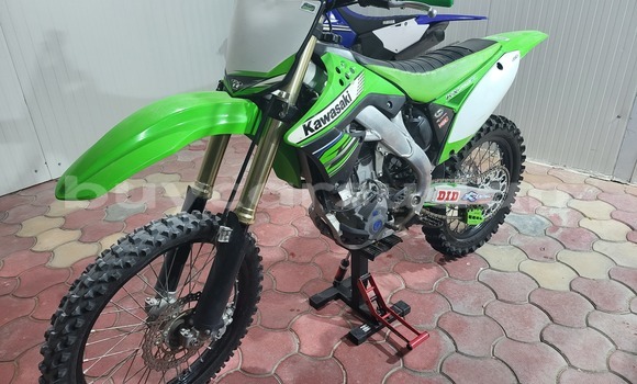 Buy Used Kawasaki KX Green Bike in al–Khartum in al-Khartum Buy Used Kawasaki KX Green Bike in al–Khartum in al-Khartum