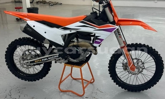 Buy Used KTM 250 Beige Bike in Bur Sudan in al-Bahr-al-Ahmar