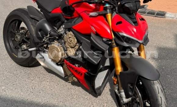 Buy Used Ducati Streetfighter Red Bike in Bur Sudan in al-Bahr-al-Ahmar Buy Used Ducati Streetfighter Red Bike in Bur Sudan in al-Bahr-al-Ahmar