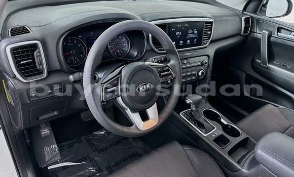 Buy Used Kia Sportage White Car in Abu Hijar in Sinnar Buy Used Kia Sportage White Car in Abu Hijar in Sinnar