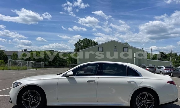 Buy Used Mercedes-Benz S–Class White Car in Abu Hijar in Sinnar Buy Used Mercedes-Benz S–Class White Car in Abu Hijar in Sinnar