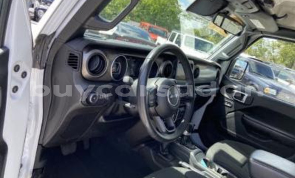 Buy Used Jeep Wrangler White Car in Abu Hijar in Sinnar Buy Used Jeep Wrangler White Car in Abu Hijar in Sinnar