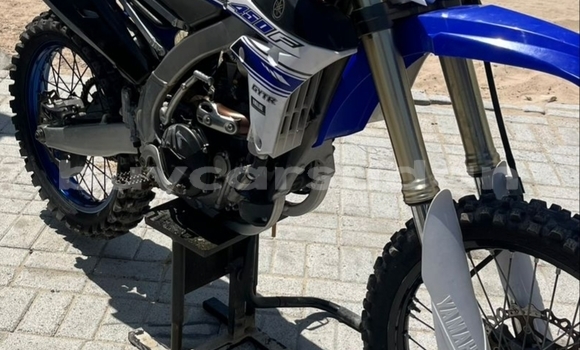 Buy Used Yamaha YZ450F Blue Bike in Abu Hijar in Sinnar