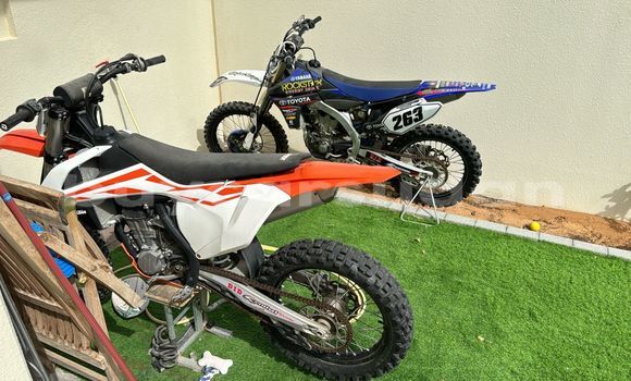 Buy Used Yamaha YZ450F Blue Bike in al–Khartum in al-Khartum