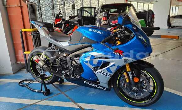 Buy Used Suzuki GSX–R Blue Bike in Bur Sudan in al-Bahr-al-Ahmar