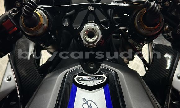 Buy Used Yamaha R1 Beige Bike in Abu Hijar in Sinnar Buy Used Yamaha R1 Beige Bike in Abu Hijar in Sinnar