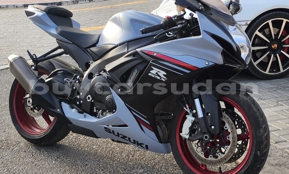 Buy Used Suzuki GSX–R Silver Bike in Abu Hijar in Sinnar