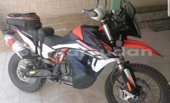 Buy Used KTM ADVENTURE White Bike in Abu Hijar in Sinnar Buy Used KTM ADVENTURE White Bike in Abu Hijar in Sinnar