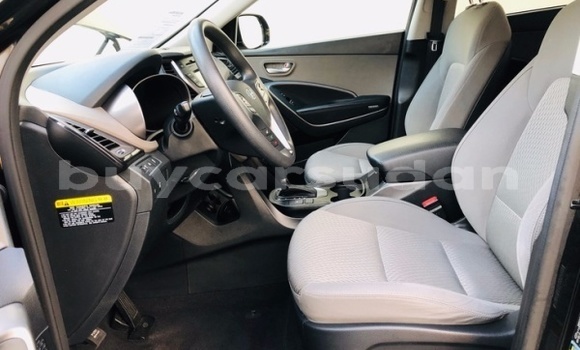 Buy Import Hyundai Santa Fe Black Car in ad–Duwaym in an-Nil-al-Abyad Buy Import Hyundai Santa Fe Black Car in ad–Duwaym in an-Nil-al-Abyad