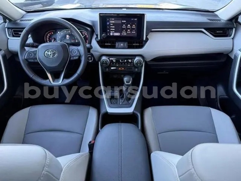 Big with watermark toyota rav4 al jazirah arba atun wa ishrun al qurash 4505