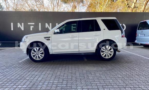 Buy Used Land Rover Freelander White Car in Khartoum in Khartoum Buy Used Land Rover Freelander White Car in Khartoum in Khartoum