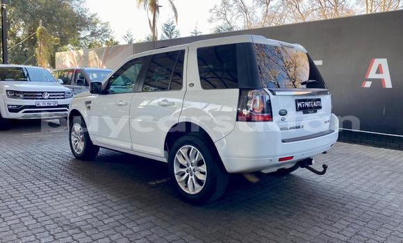Buy Used Land Rover Freelander White Car in Khartoum in Khartoum Buy Used Land Rover Freelander White Car in Khartoum in Khartoum