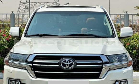 Buy Used Toyota Land Cruiser White Car in ad–Damir in Nahr-an-Nil